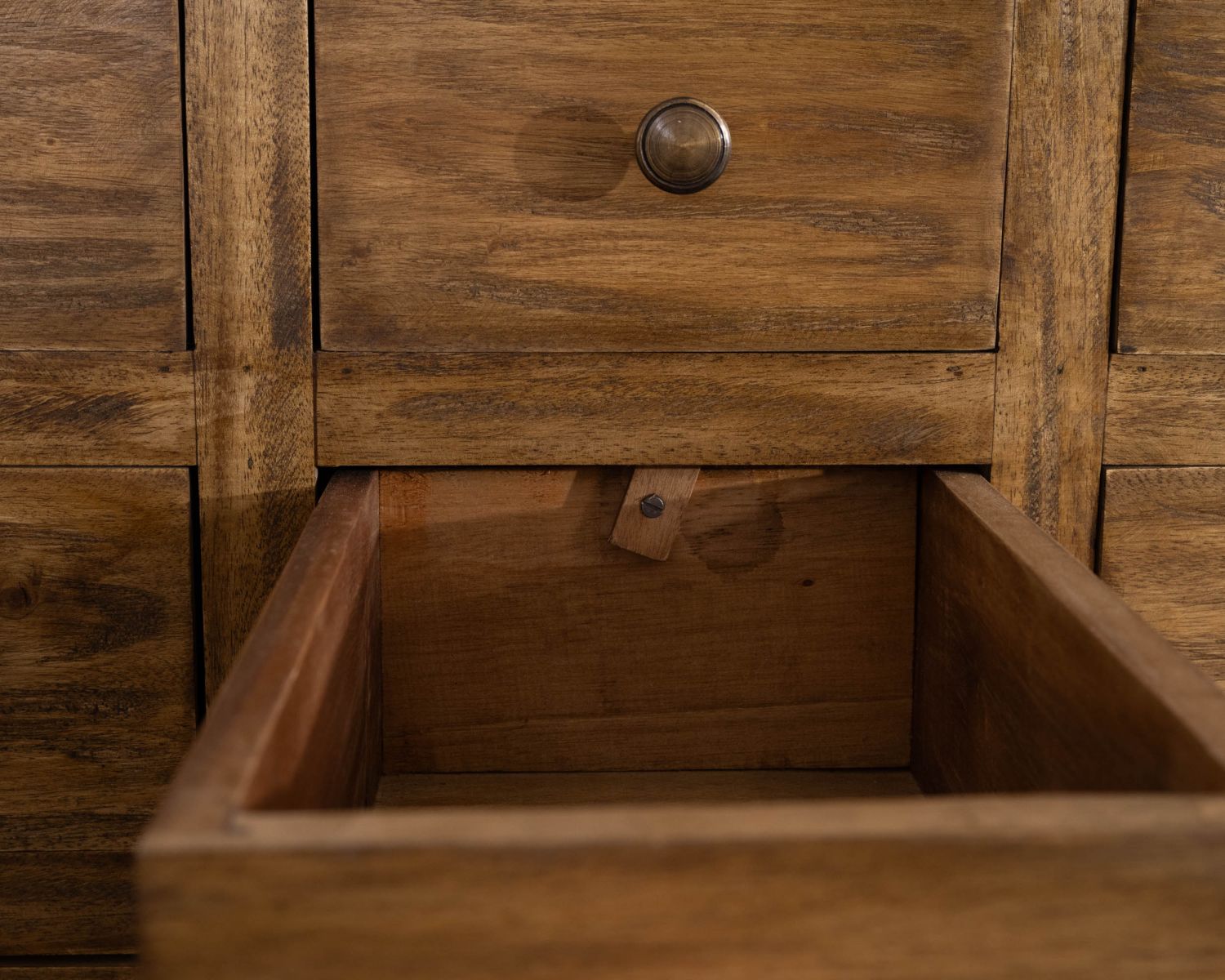 Commode apothicaire 30 tiroirs en bois de mahogany "Lacilo"
