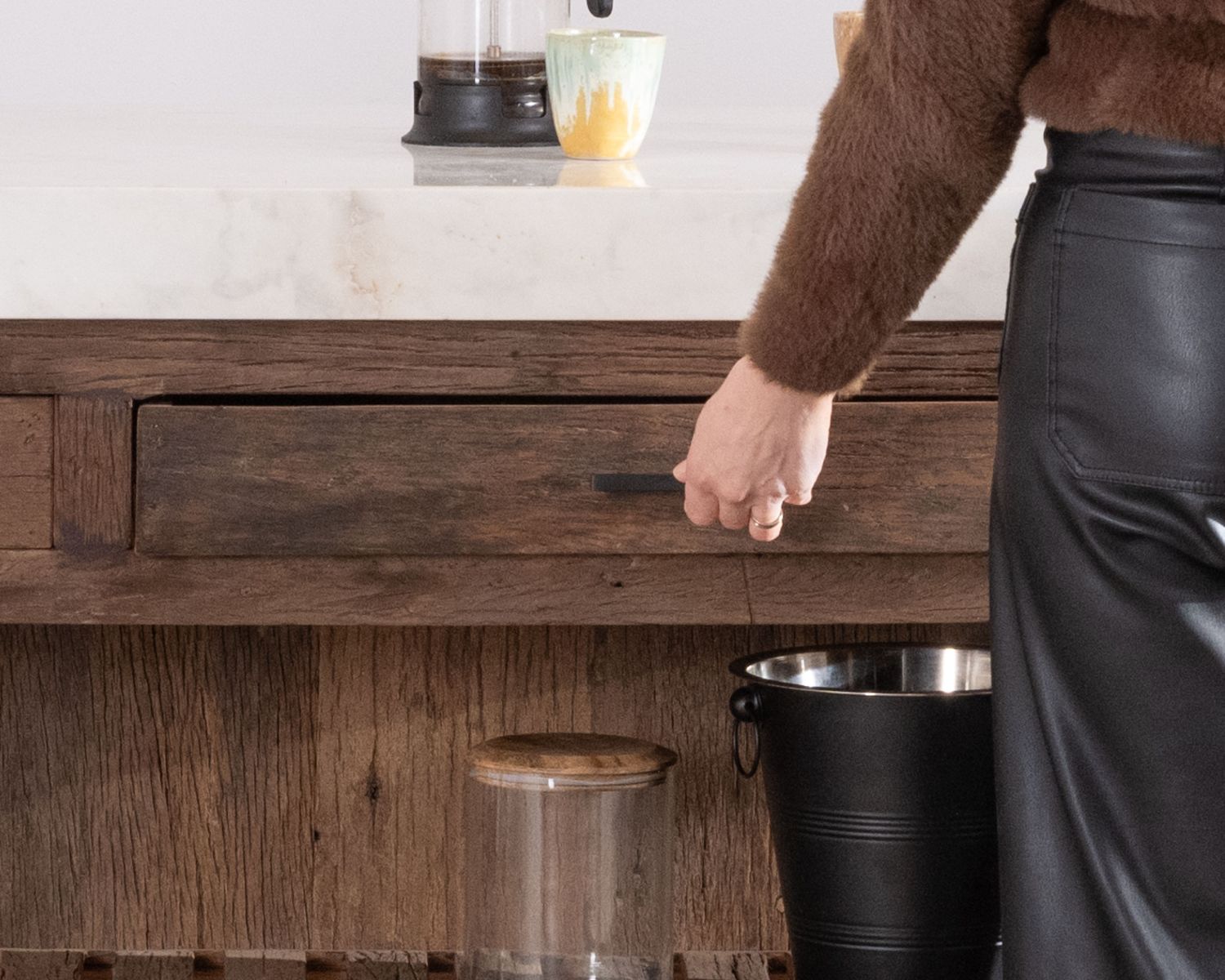  Billot de cuisine en teck recyclé et plateau marbre blanc "Grana"