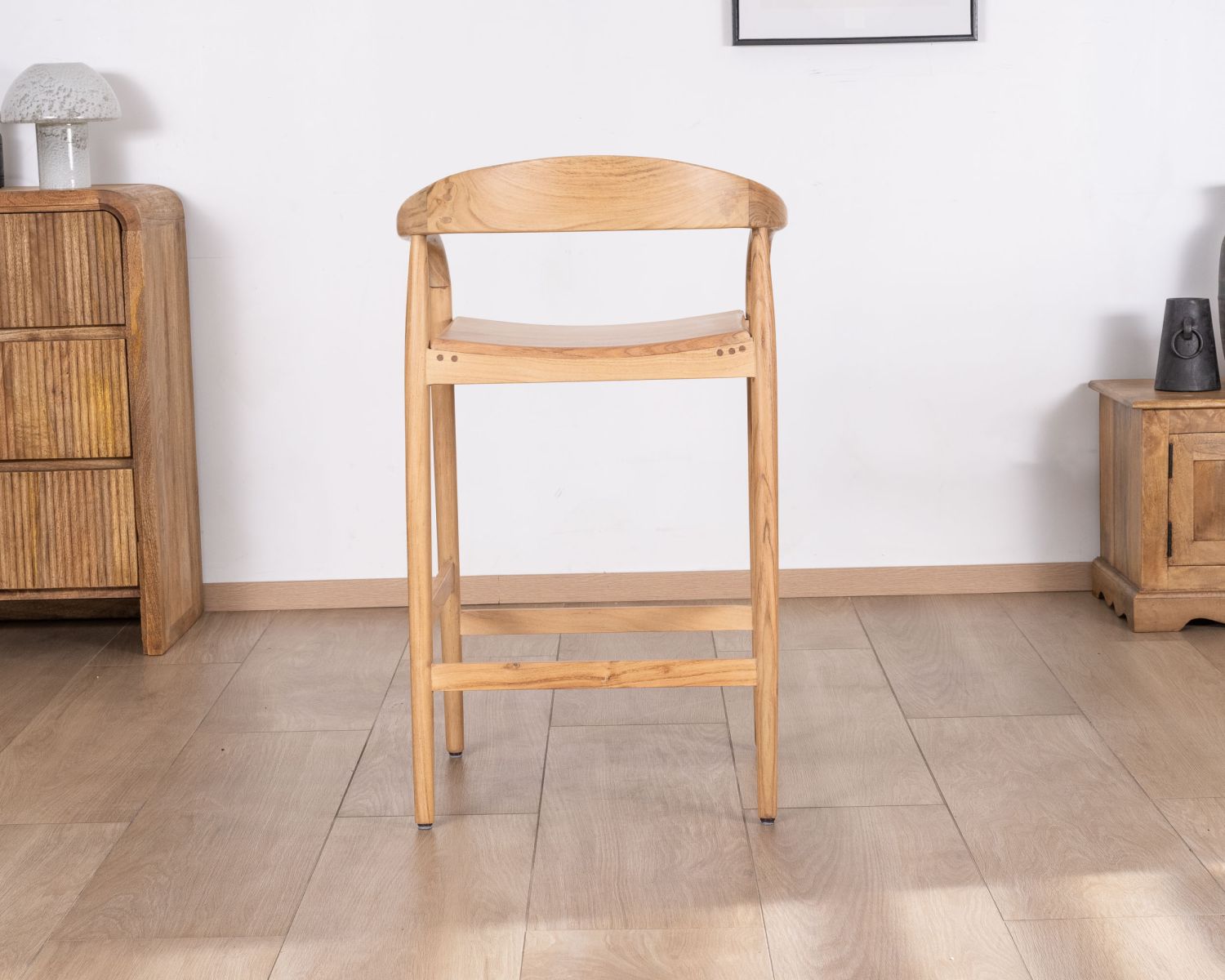 Tabouret de bar en acacia design épuré avec dosseret "Vogue"
