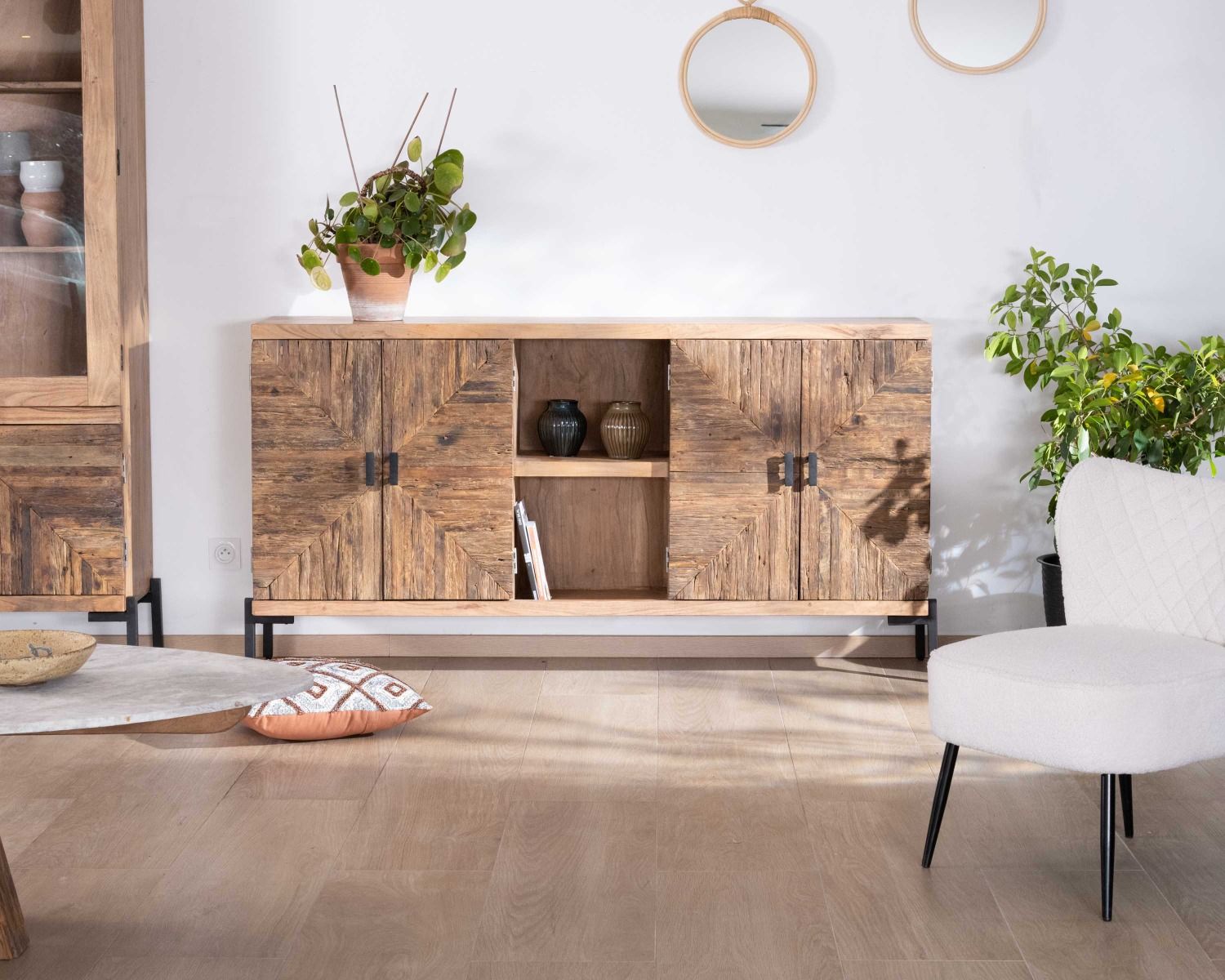 Grand buffet bas acacia massif 175cm style ethnique "Géonidum"