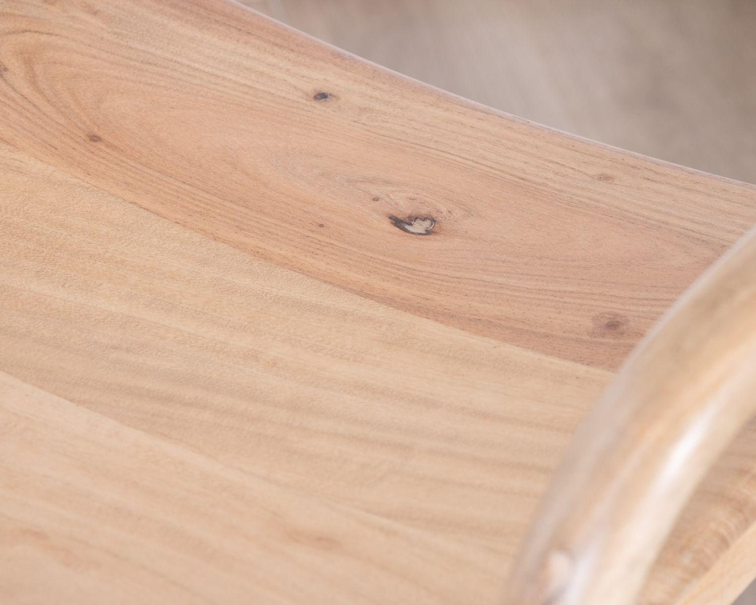 Tabouret de bar en acacia design épuré avec dosseret "Vogue"