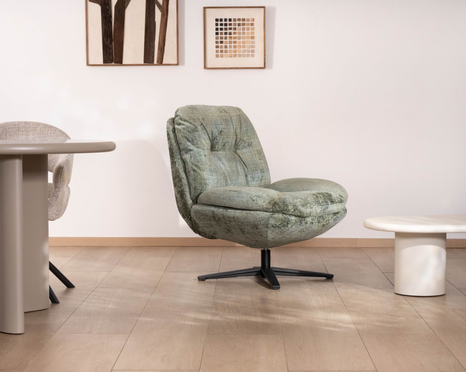 Fauteuil enveloppant esprit vintage vert sauge “Panama” pivotant 360°