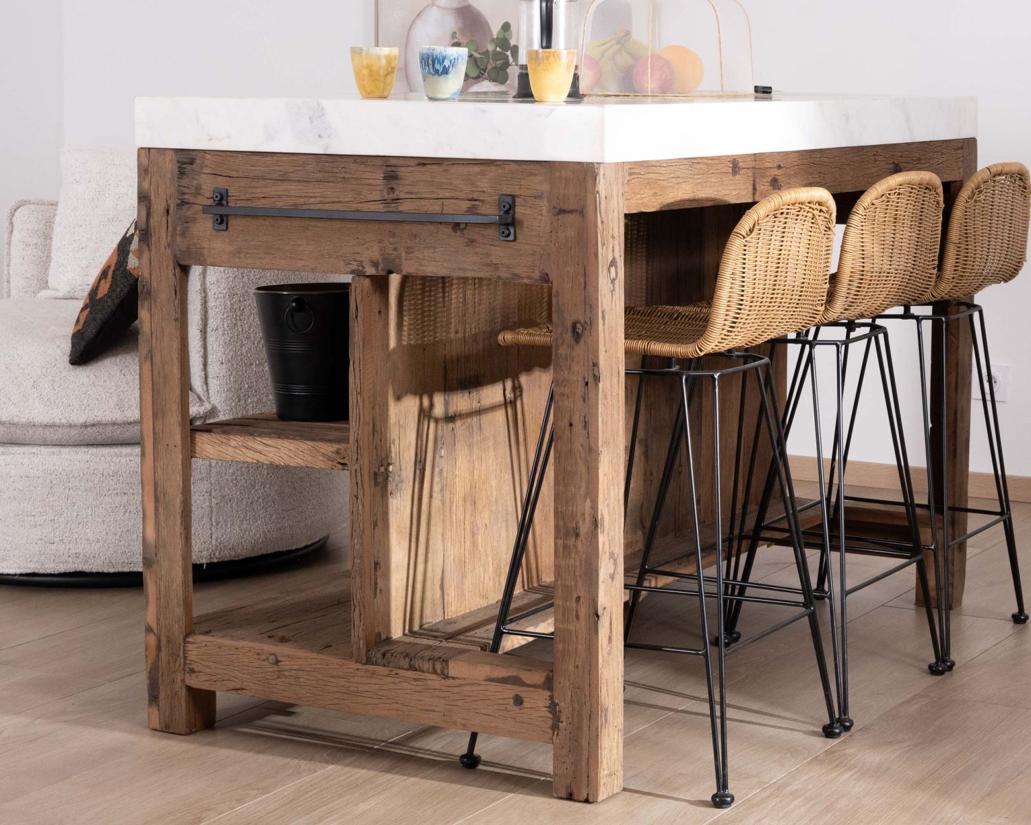  Billot de cuisine en teck recyclé et plateau marbre blanc "Grana"