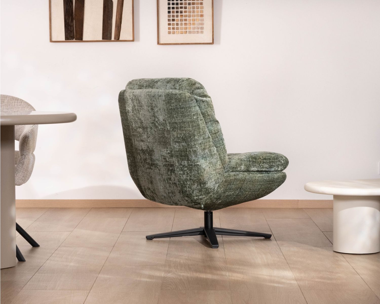 Fauteuil enveloppant esprit vintage vert sauge “Panama” pivotant 360°