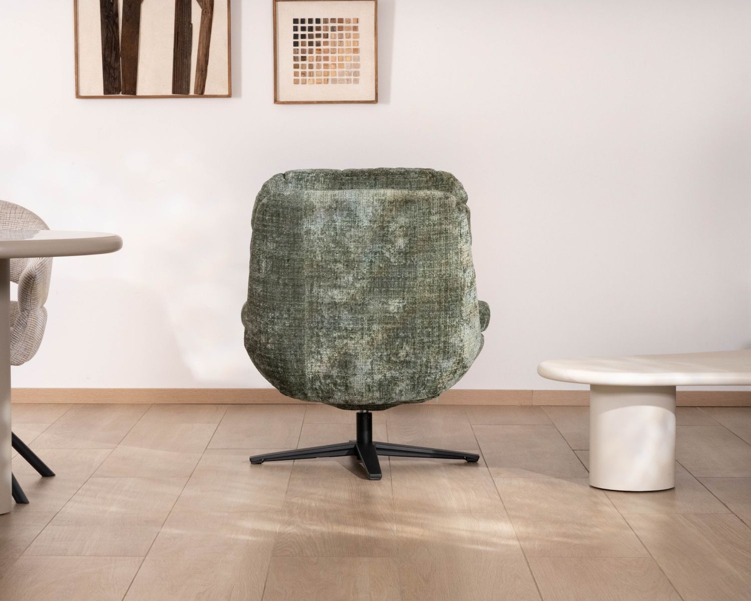 Fauteuil enveloppant esprit vintage vert sauge “Panama” pivotant 360°