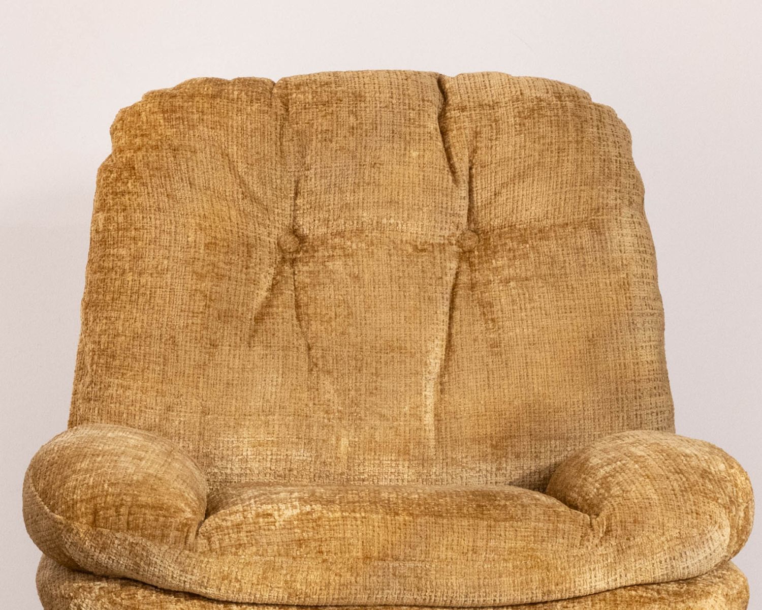 Fauteuil lounge style vintage jaune moutarde “Panama” pivotant 360° confort enveloppant