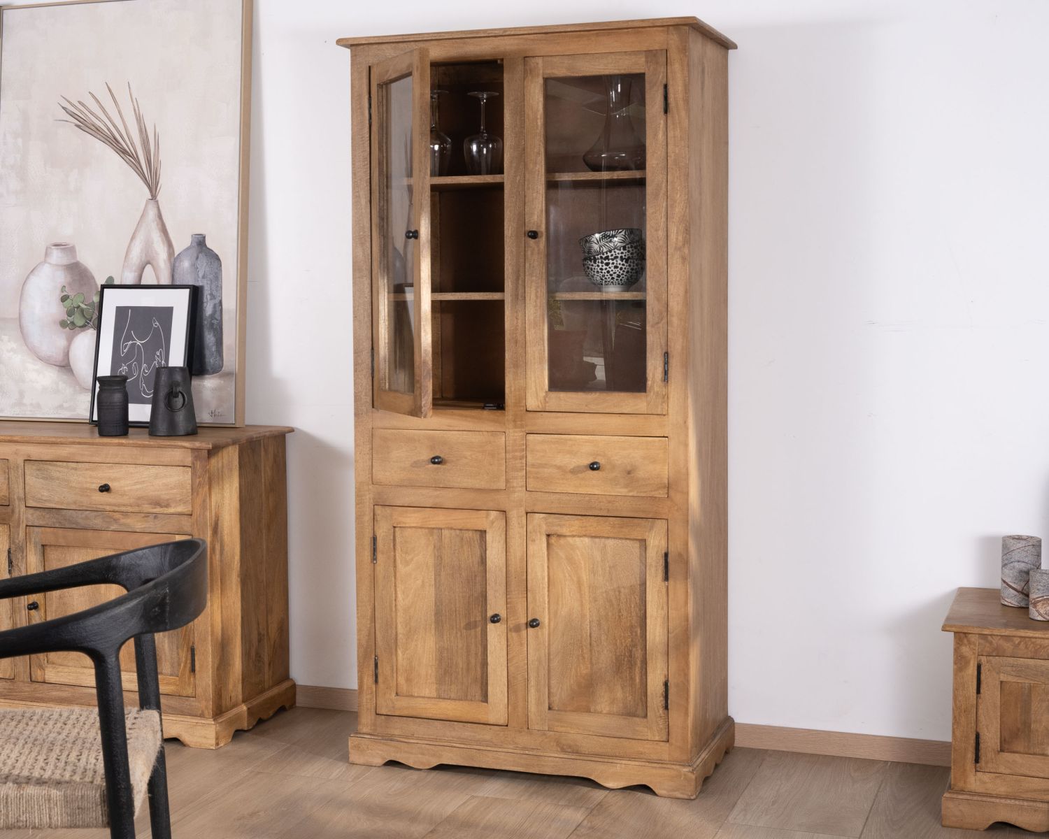 Vaisselier style maison de campagne en manguier avec portes vitrées "Sarah"