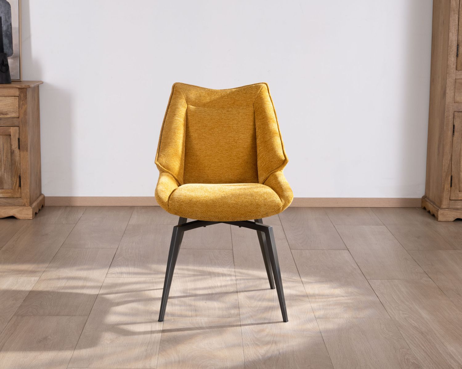 Lot de 2 chaises de repas design vintage "Niko" tissu jaune moutarde