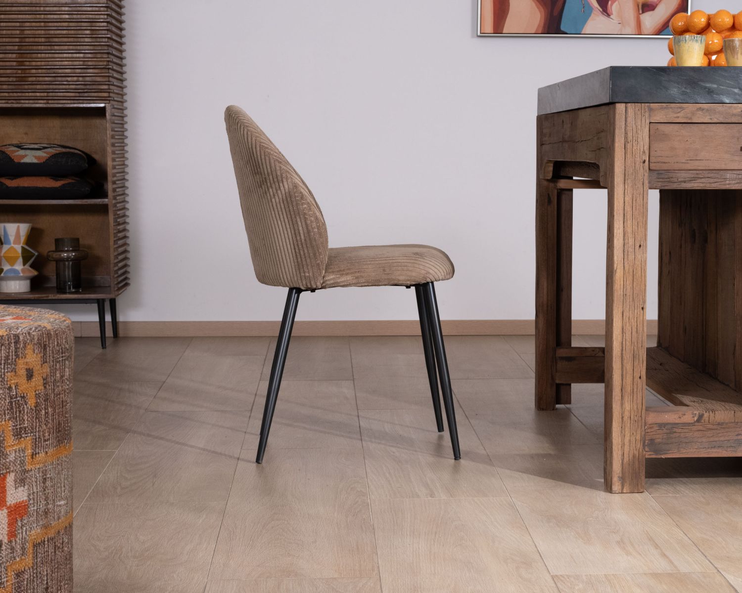 Lot de 4 chaises de repas en velours côtelé taupe esprit vintage "Bellot" 