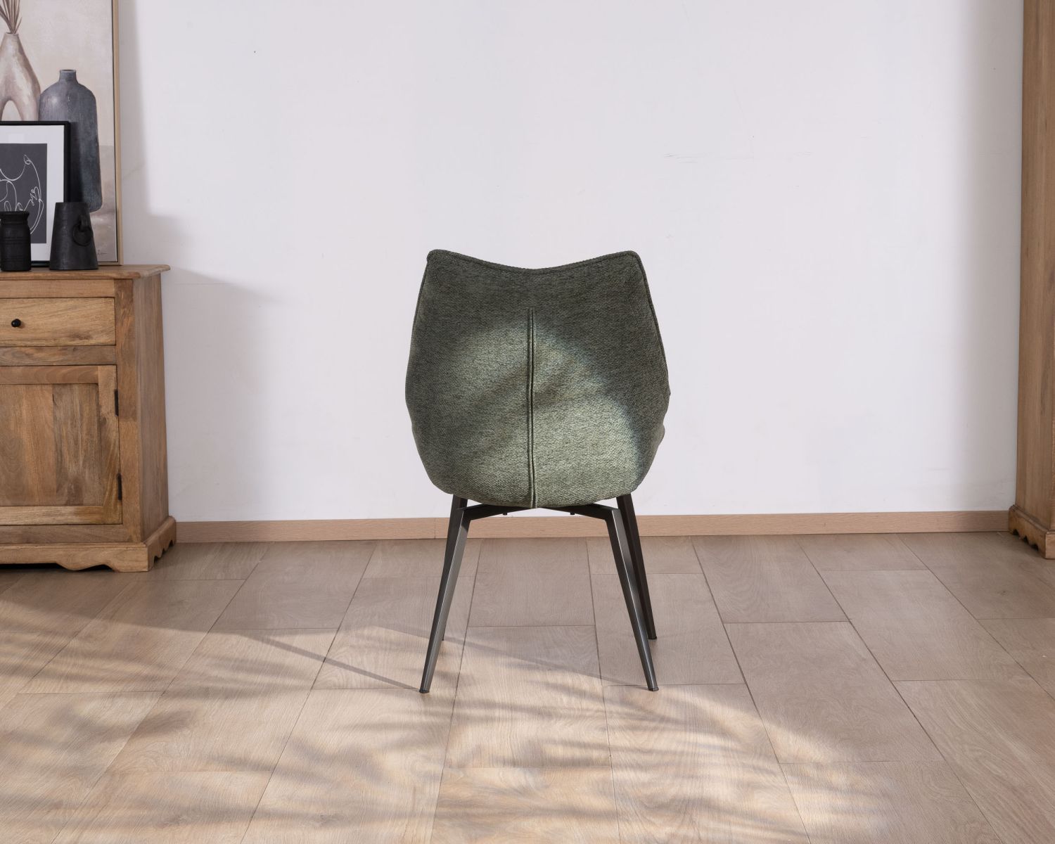 Lot de 2 chaises de repas design et enveloppantes "Niko" tissu vert kaki