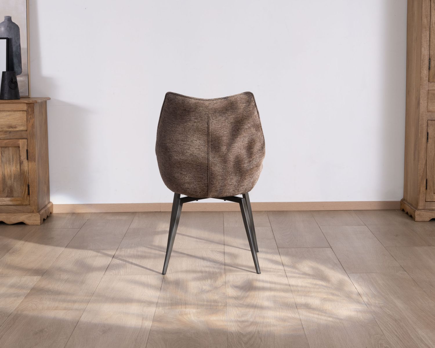 Lot de 2 chaises de repas couleur chocolat et pieds métal design "Niko"