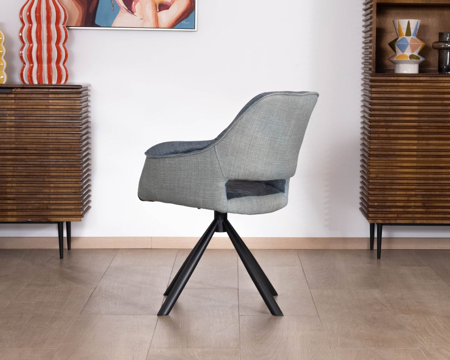 Lot de 2 fauteuils de repas contemporains en tissu bi texture bleu "Chilko" pied pivotant en métal