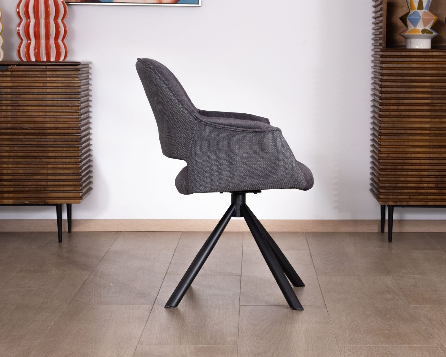 Lot de 2 fauteuils de repas contemporains pivotants sur pied métal noir "Chilko" en tissu bi texturé gris