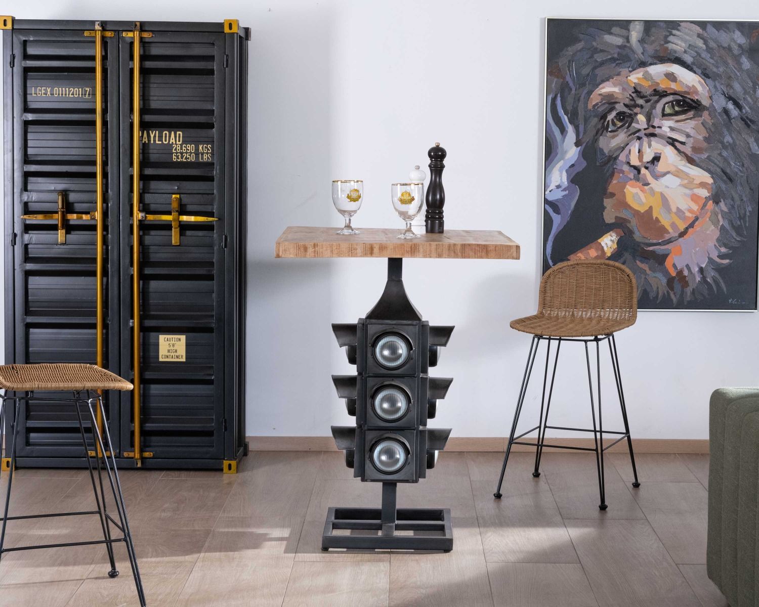 Rangement bar style container à doubles portes noir "Crazy"