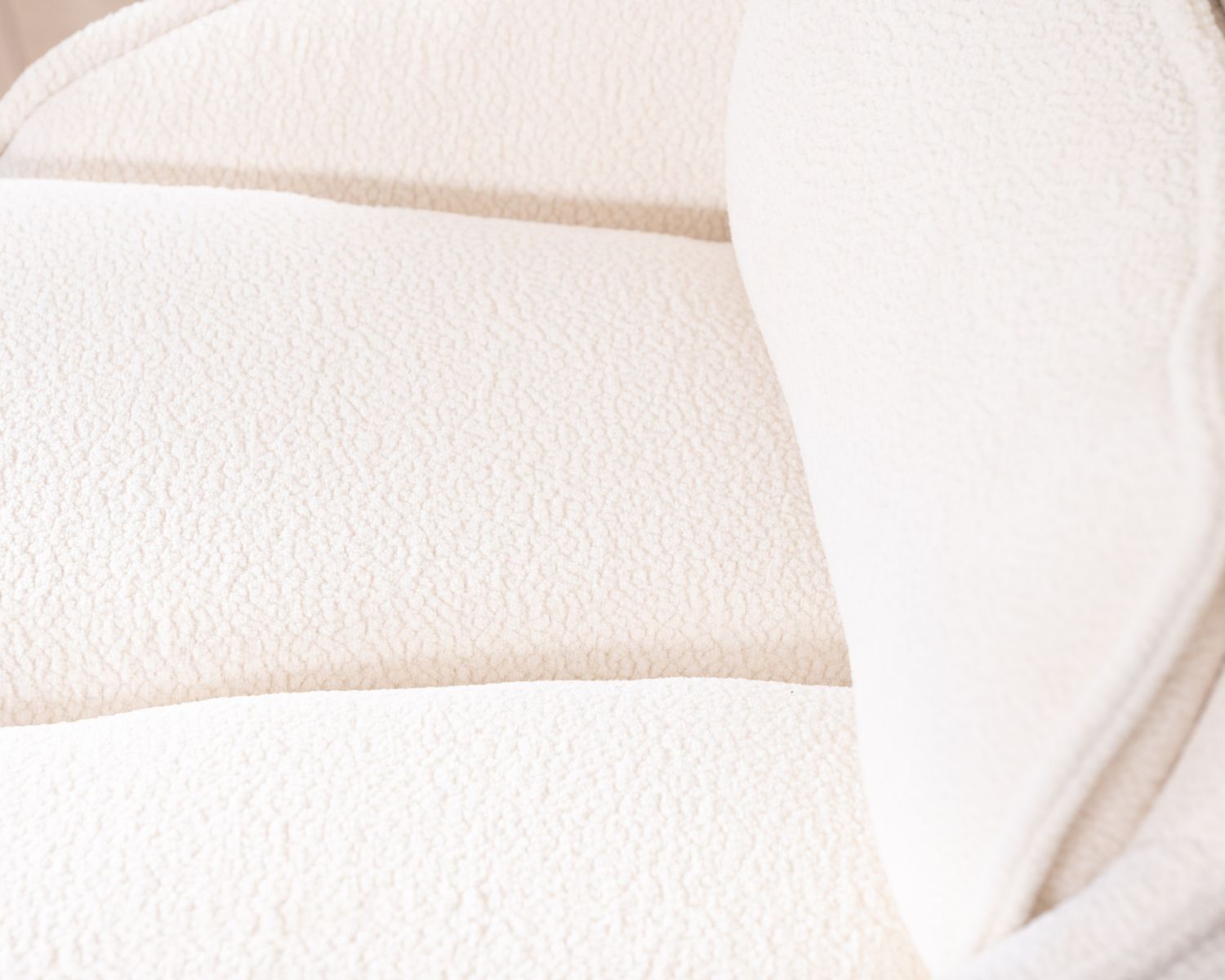 Lot de 2 chaises pivotantes sur pied étoile en métal "Biorg" en tissu blanc