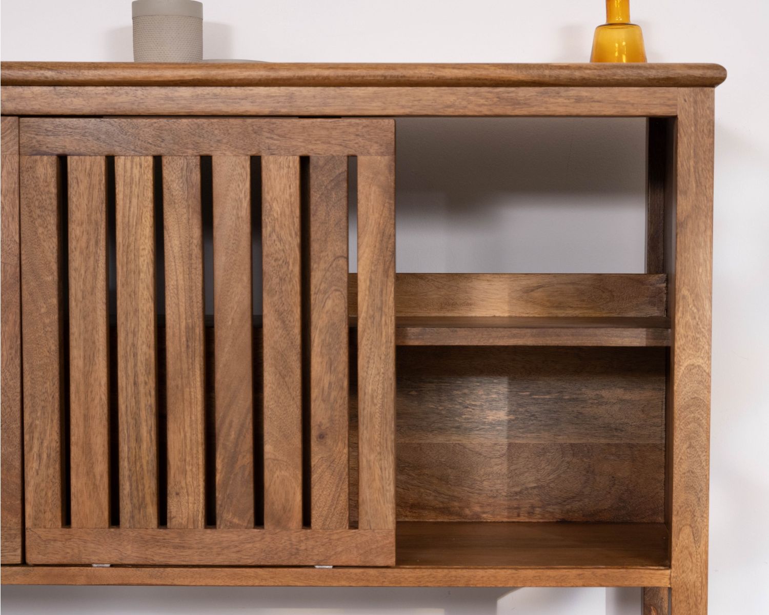 Meuble sous vasque 120 cm avec portes coulissantes "Bulle" en manguier teinte noyer