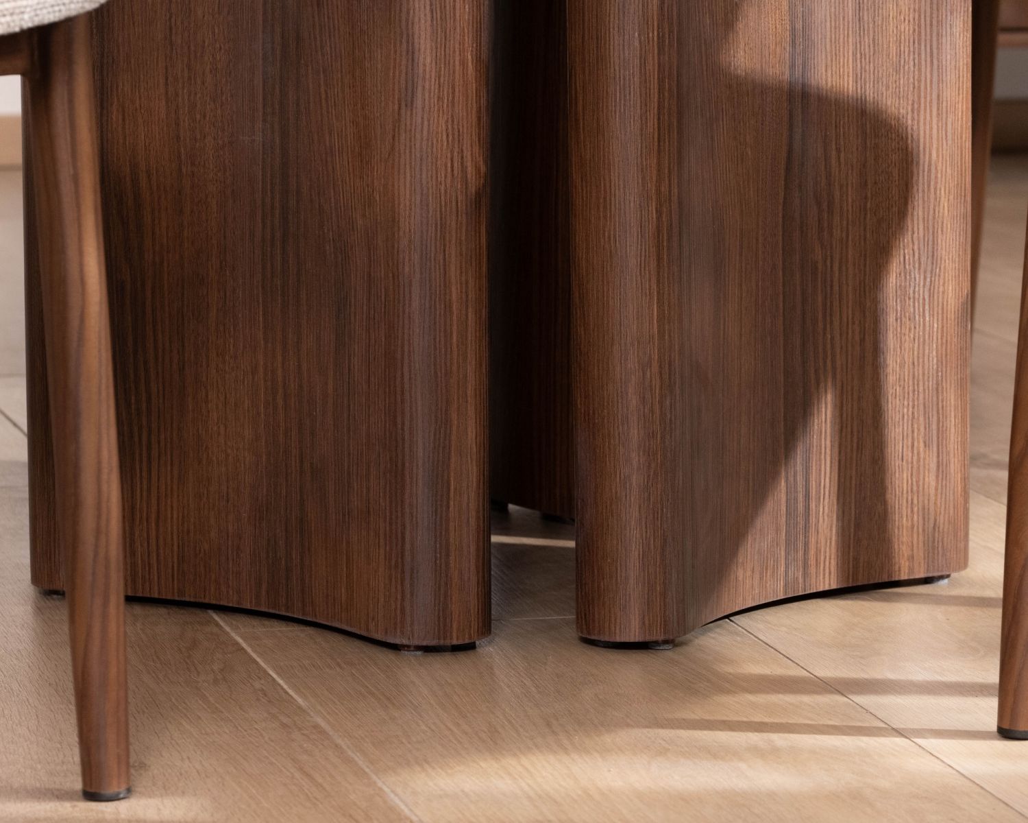 Table de repas ronde design rétro "Arpège" 120 cm