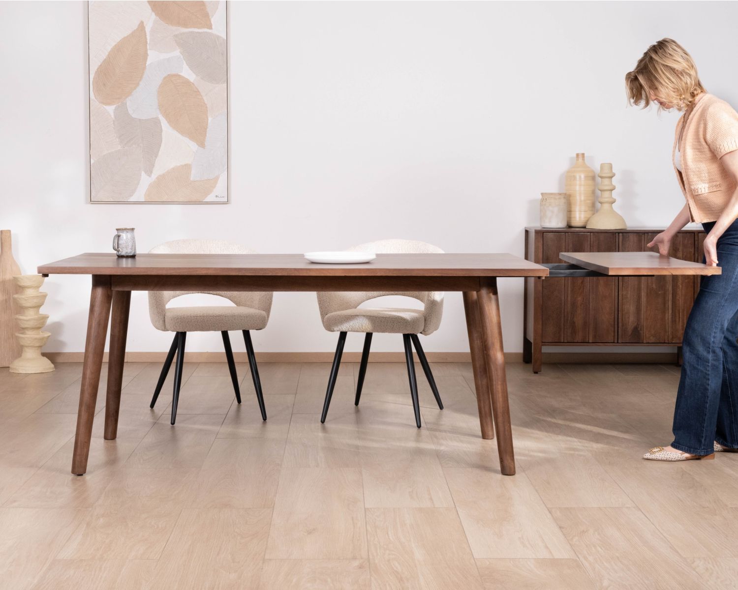 Table de repas extensible 180 cm "Odessa" en manguier massif teinte noyer