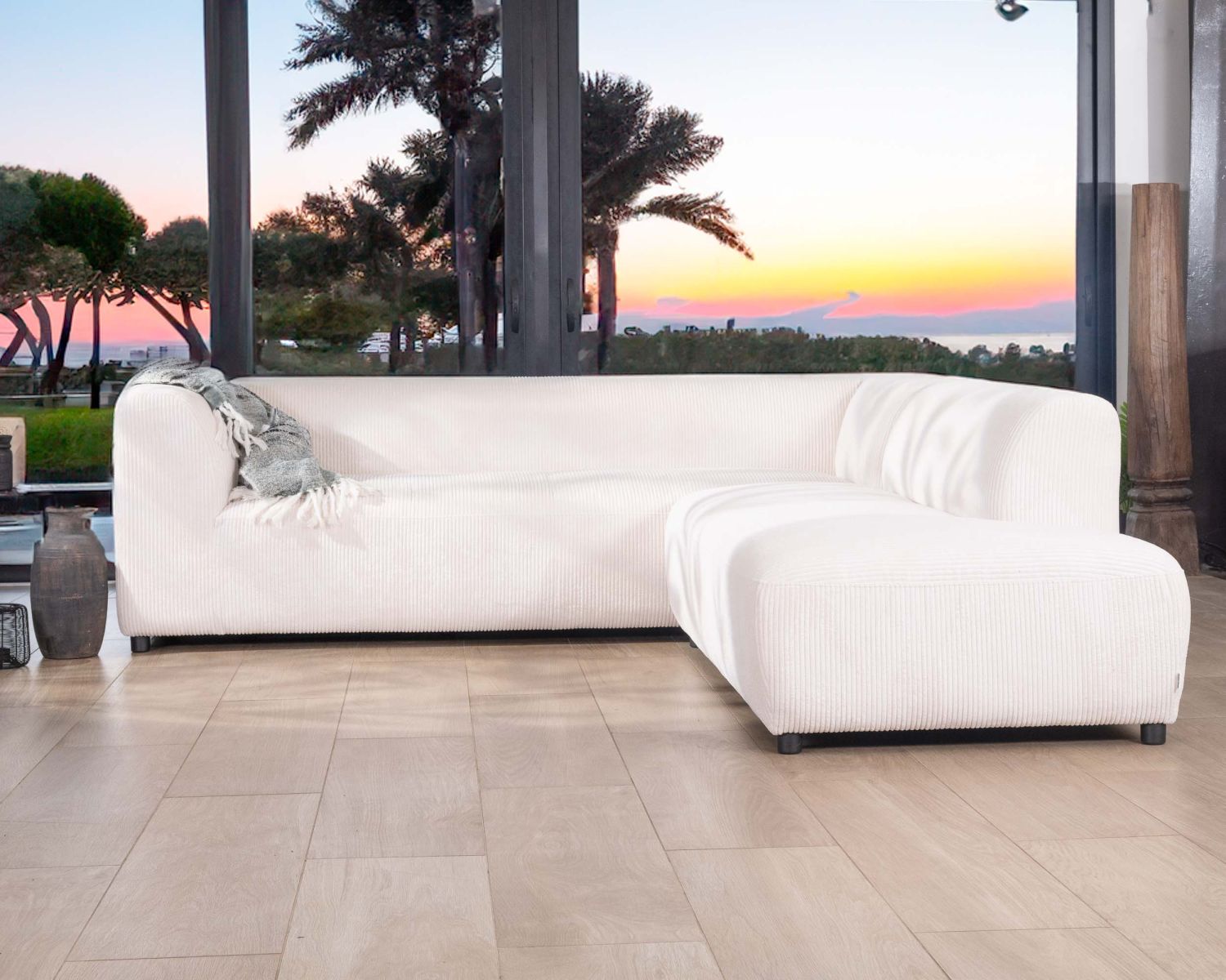 Canapé en angle design épuré avec méridienne "Valentina" en velours côtelé crème