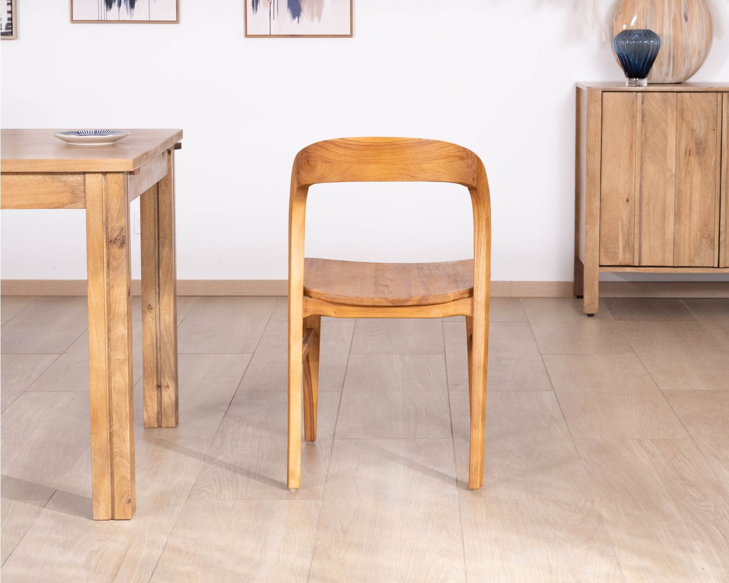 Lot de 2 chaises de repas design minimaliste “Dilmona” en teck massif