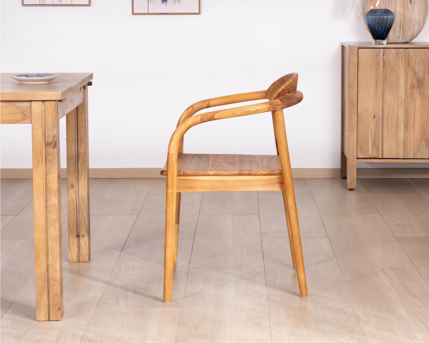 Lot de 2 chaises de repas rétro en teck massif naturel “Rimina”
