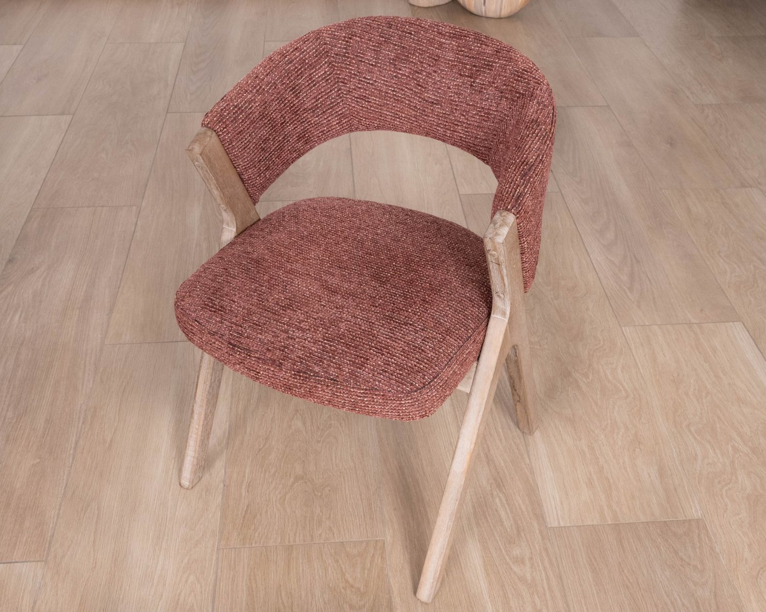Lot de 2 chaises de salle à manger terre de Sienne "Kyara" style rétro-contemporain