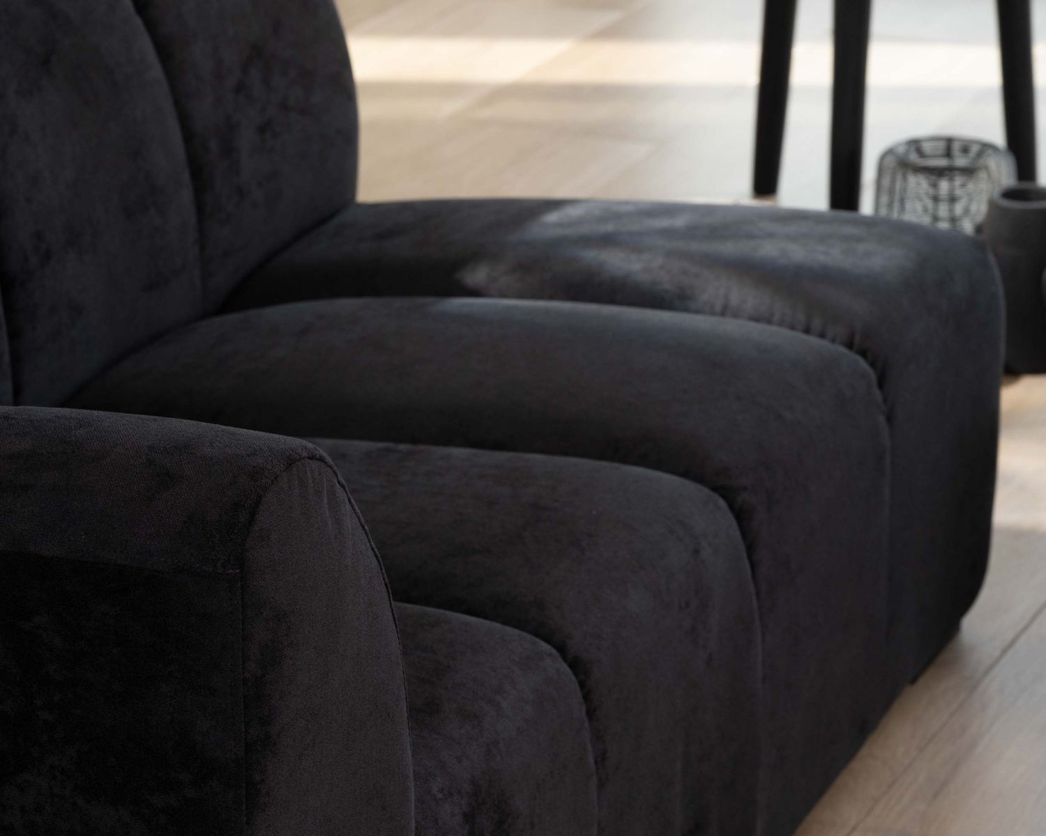 Canapé 3 places avec méridienne "Enjoy Home" en velours lisse anthracite