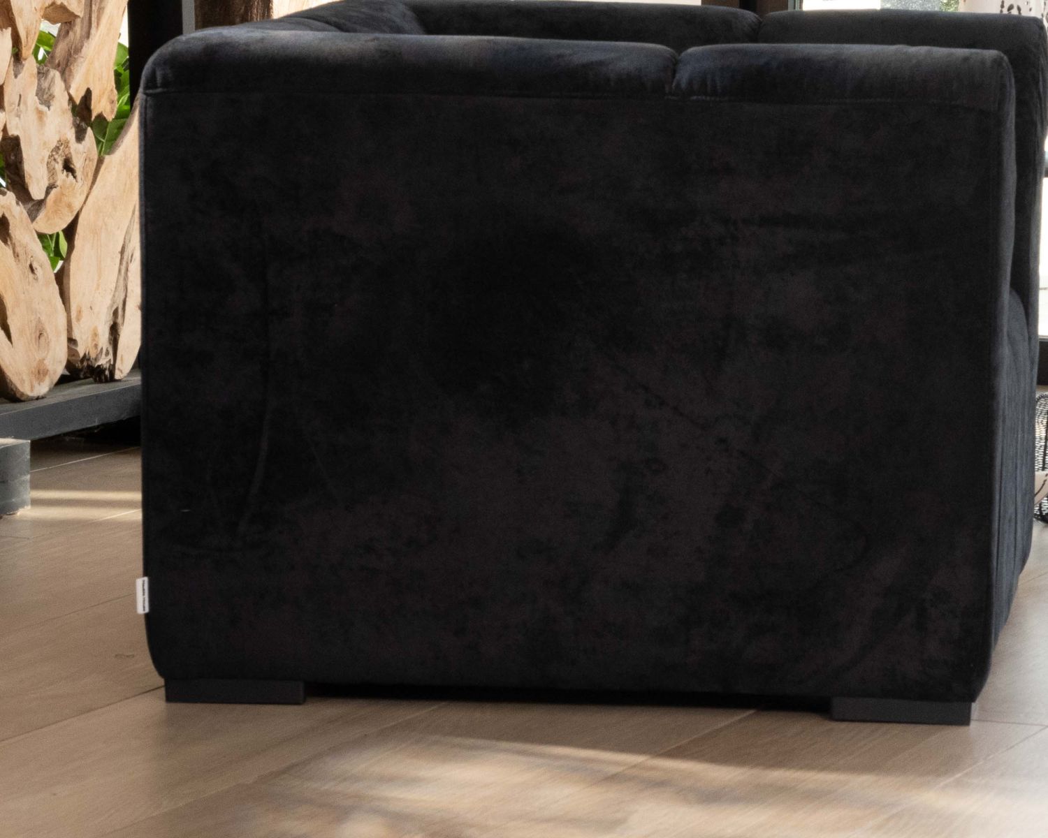 Fauteuil design cubique en velours anthracite avec surpiqures "Enjoy Home"