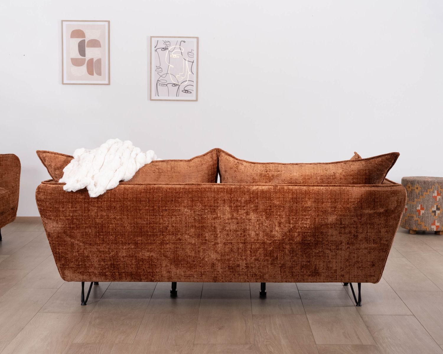 Canapé 3 places ultra confort esprit rétro en tissu tramé terracotta "Hasting"