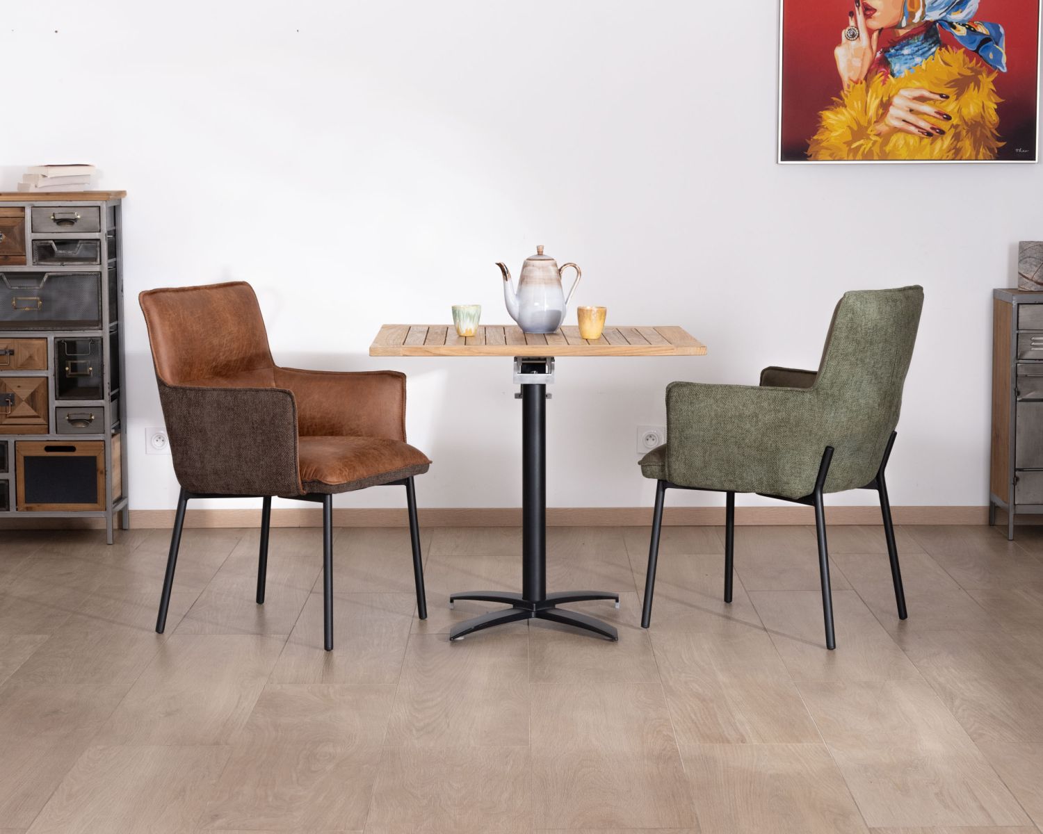 Lot de 2 chaises de repas confort "Lokka" bi-matière cognac et marron