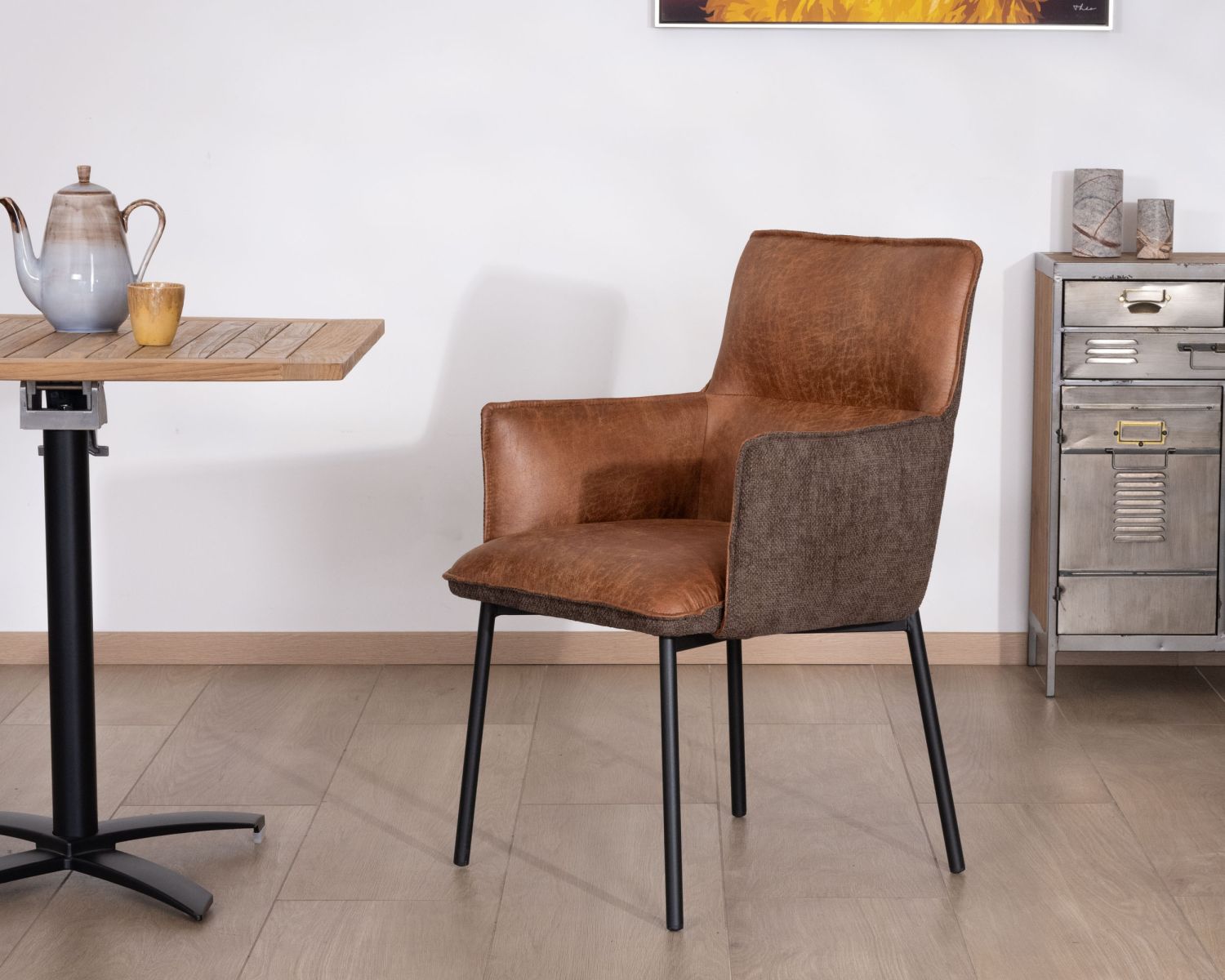 Lot de 2 chaises de repas confort "Lokka" bi-matière cognac et marron