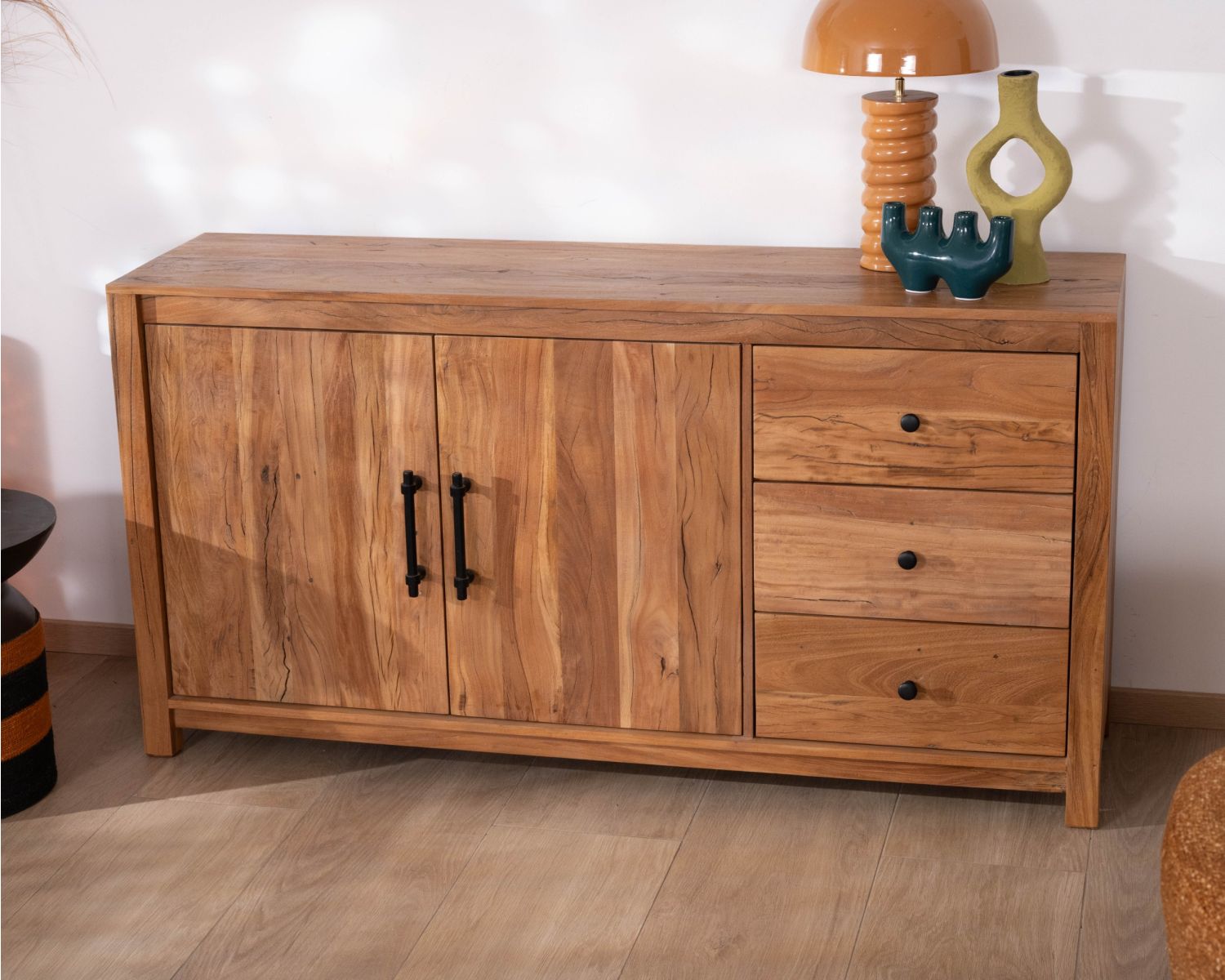 Buffet bas 155 cm esprit maison de campagne en bois recyclé "Mokal"
