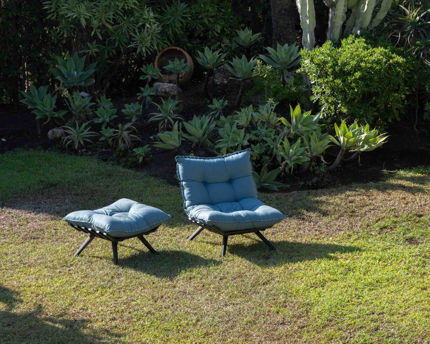 Chaise longue haut de gamme turquoise et noire avec repose-pieds modulaire "Lisca"