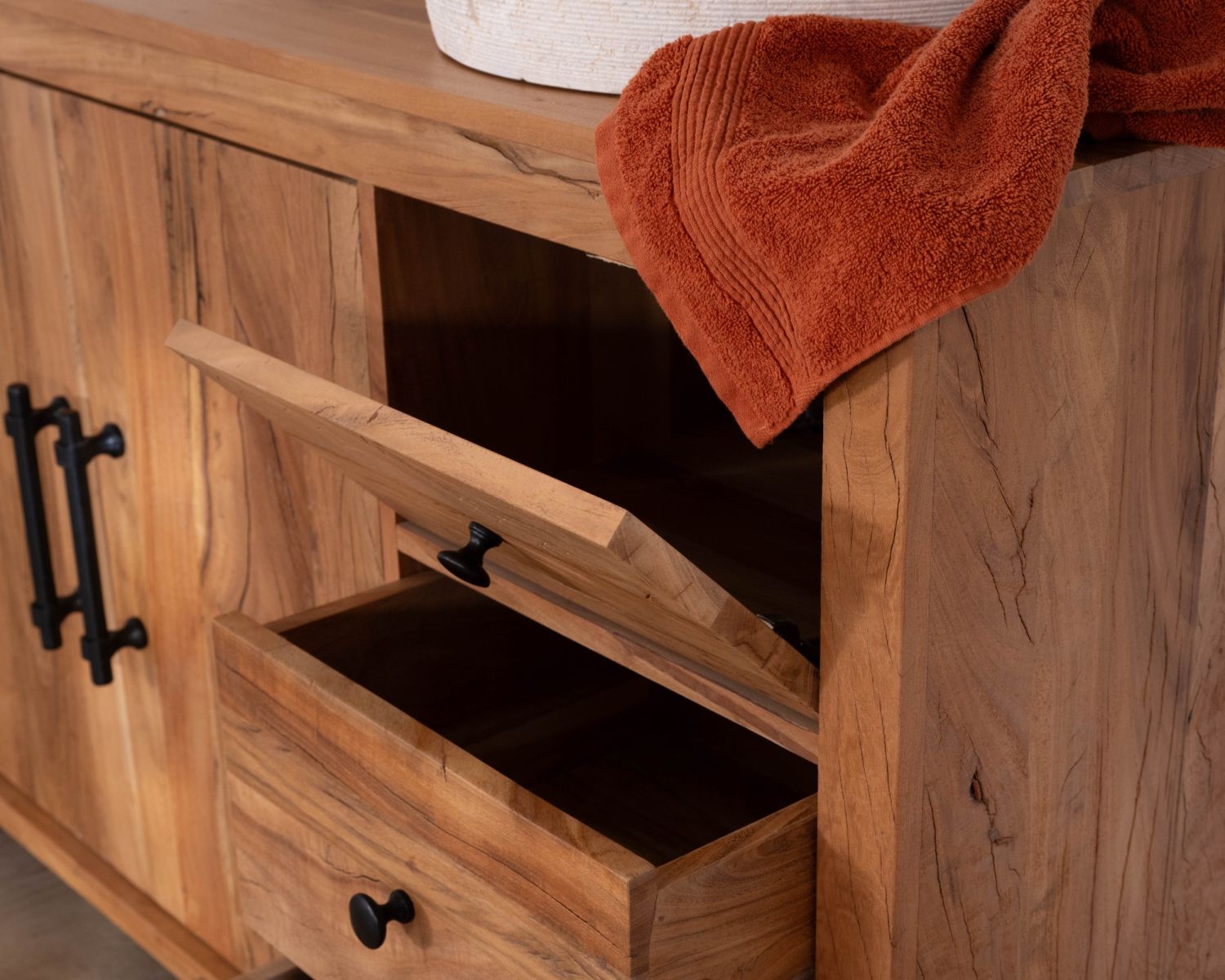 Meuble sous vasque 120 cm en bois recyclé "Mokal" esprit maison de campagne