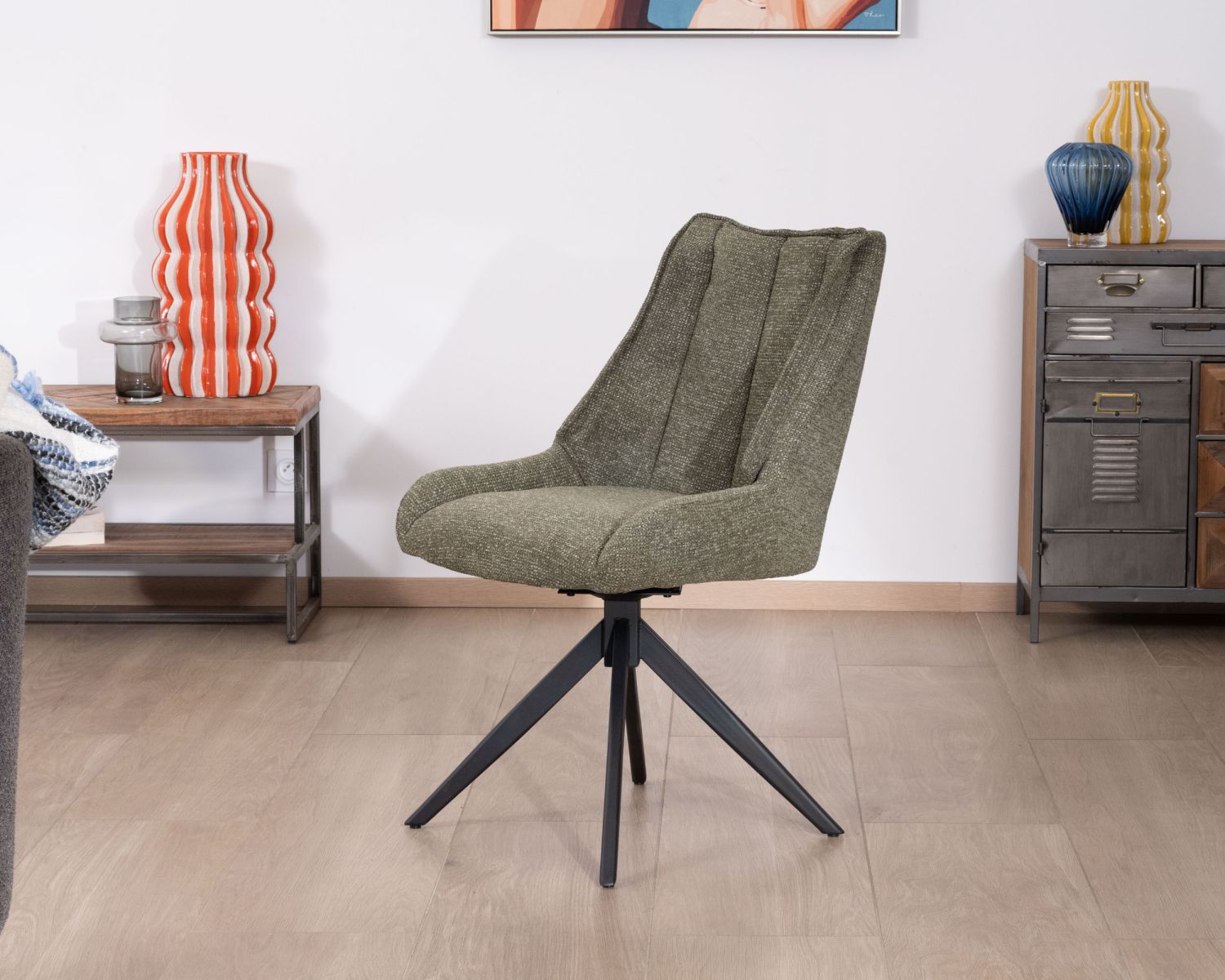 Lot de 2 chaises de repas design contemporain en tissu vert "Webber" pied pivotant en métal noir