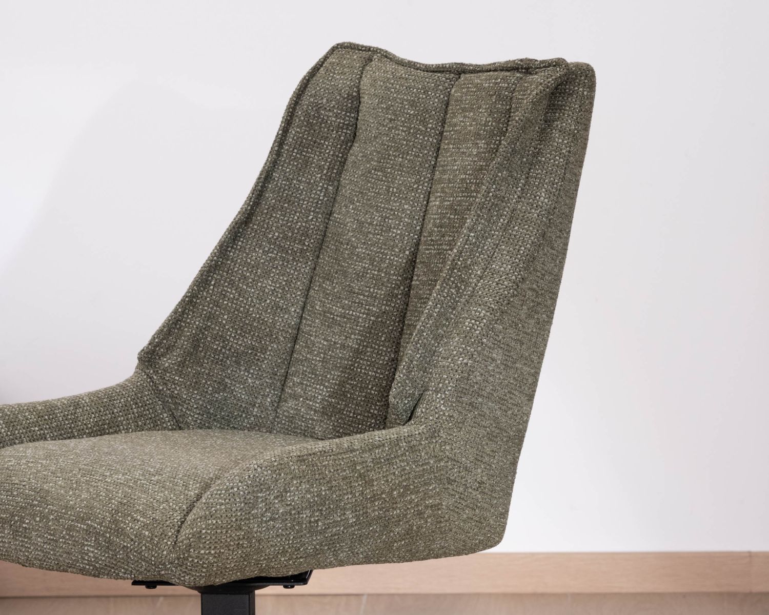 Lot de 2 chaises de repas design contemporain en tissu vert "Webber" pied pivotant en métal noir