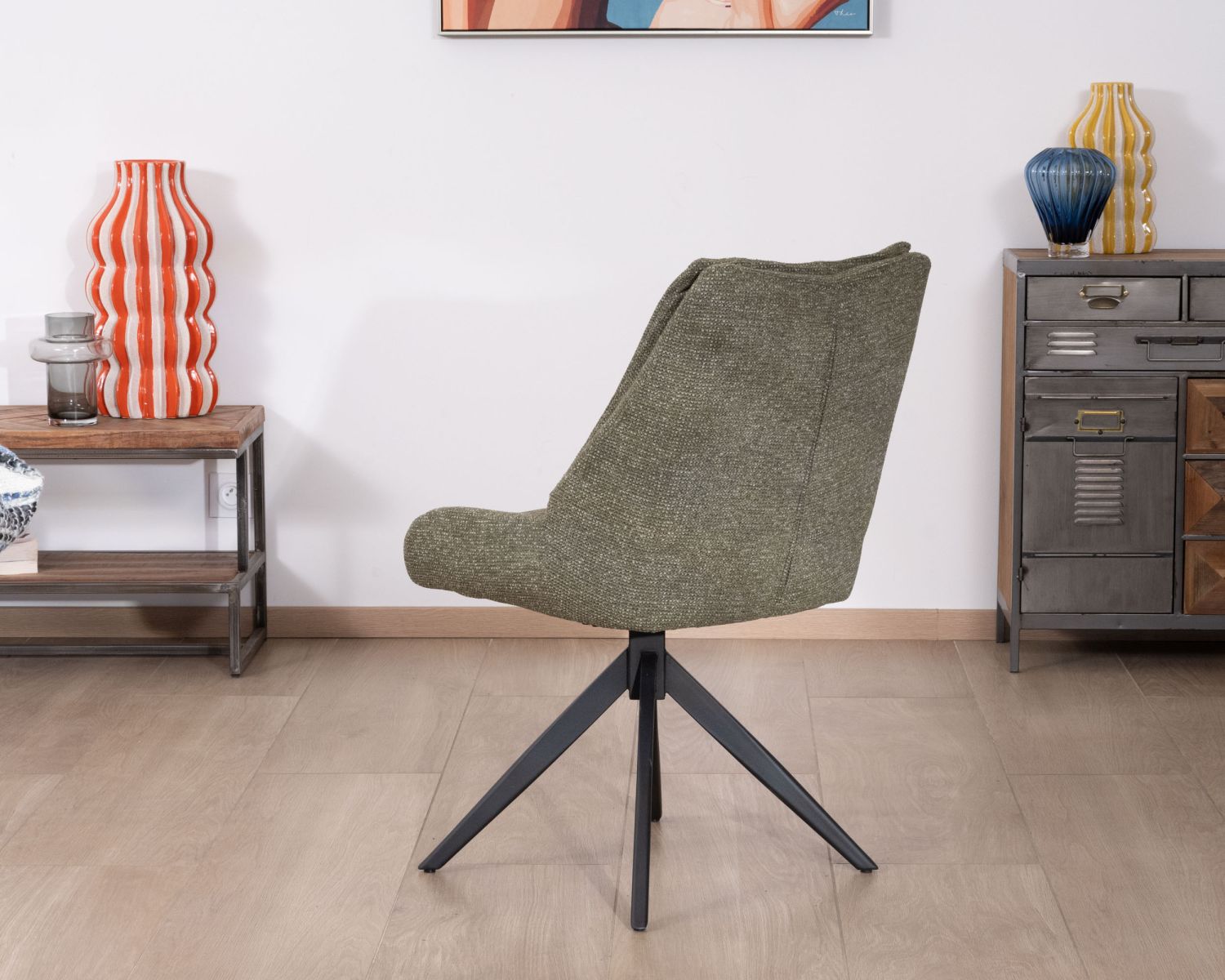 Lot de 2 chaises de repas design contemporain en tissu vert "Webber" pied pivotant en métal noir