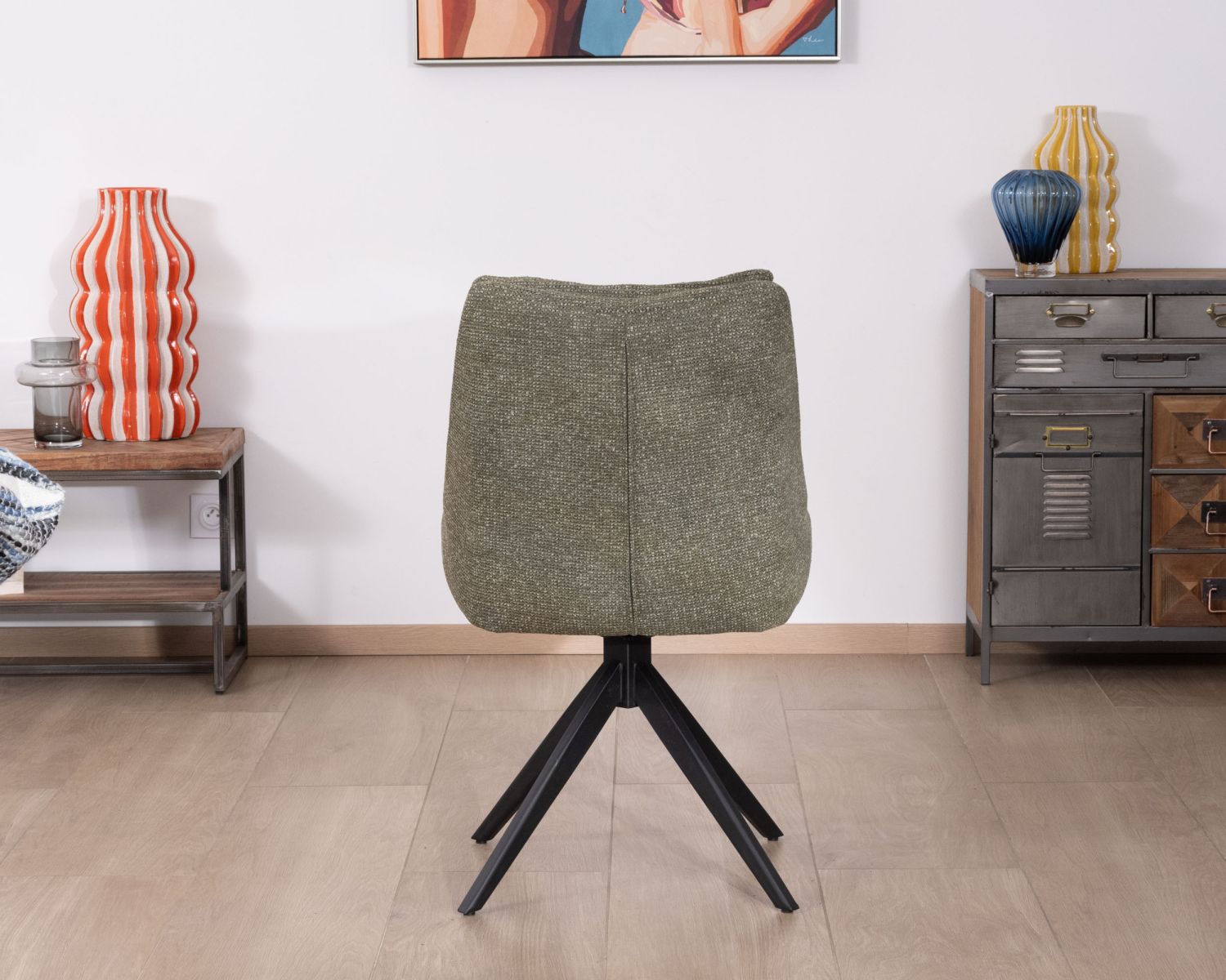 Lot de 2 chaises de repas design contemporain en tissu vert "Webber" pied pivotant en métal noir