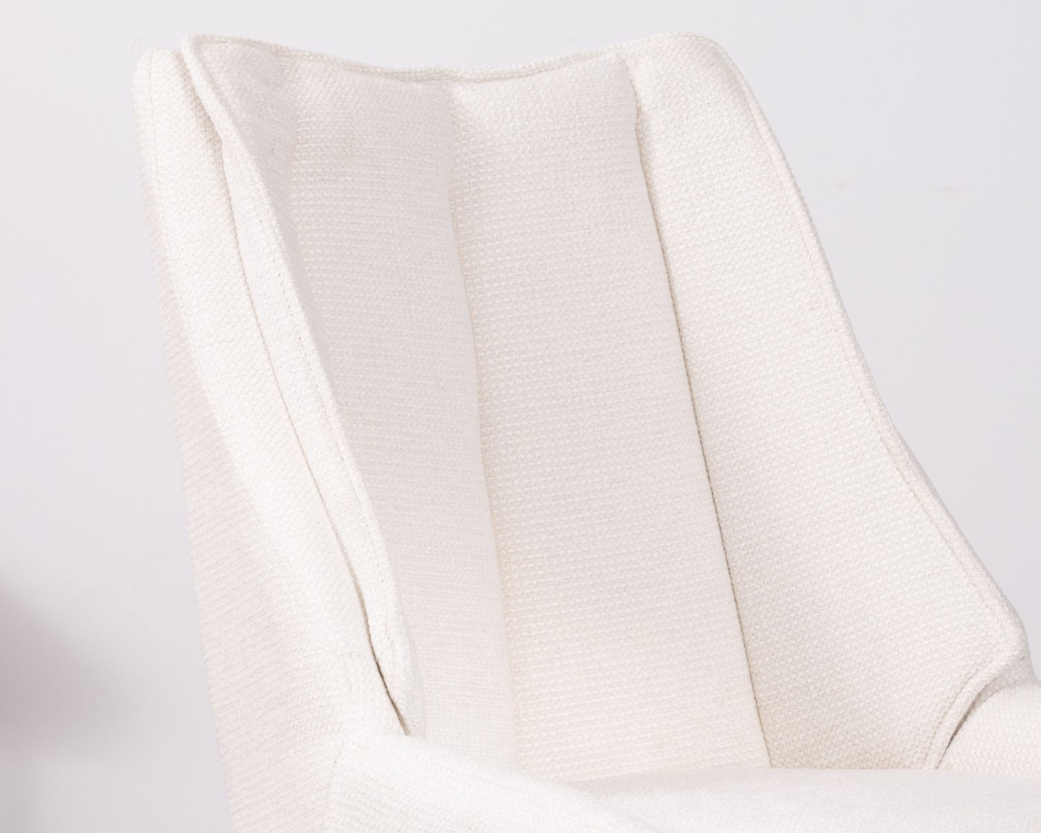 Lot de 2 chaises de repas en tissu blanc et pied pivotant en métal "Webber"