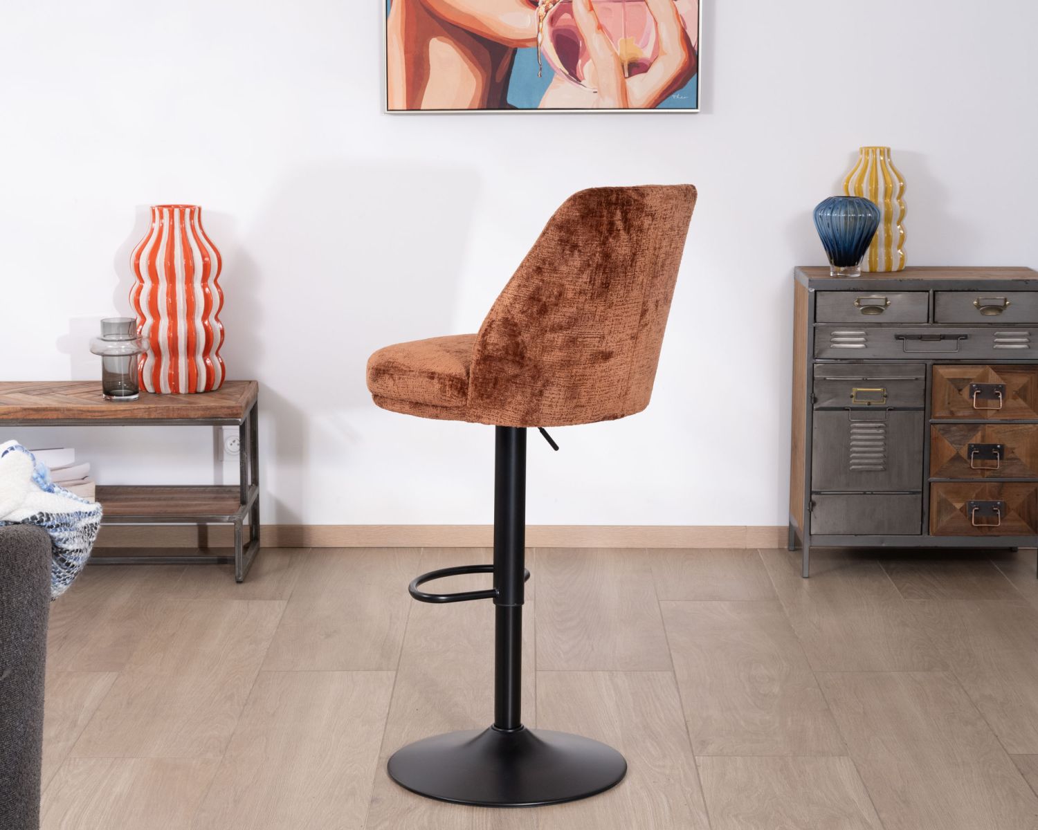 Lot de 2 chaises de bar pivotantes en velours ras terracotta avec dossier haut "Zoung" hauteur réglable