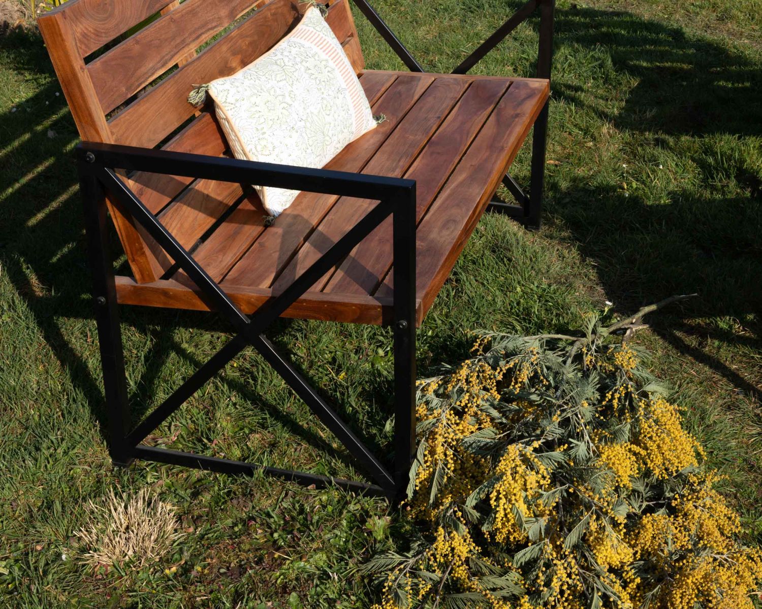 Banc de jardin 120 cm en bois et métal "Gardénia"