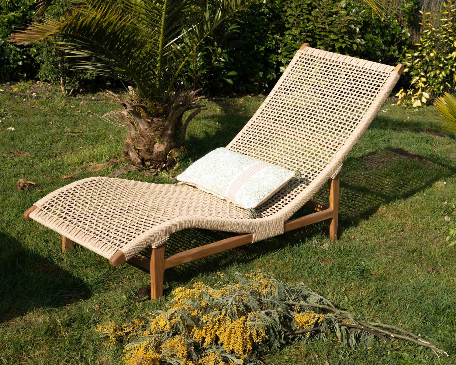 Bain de soleil 1 place en teck "Alizé" avec assise tressée