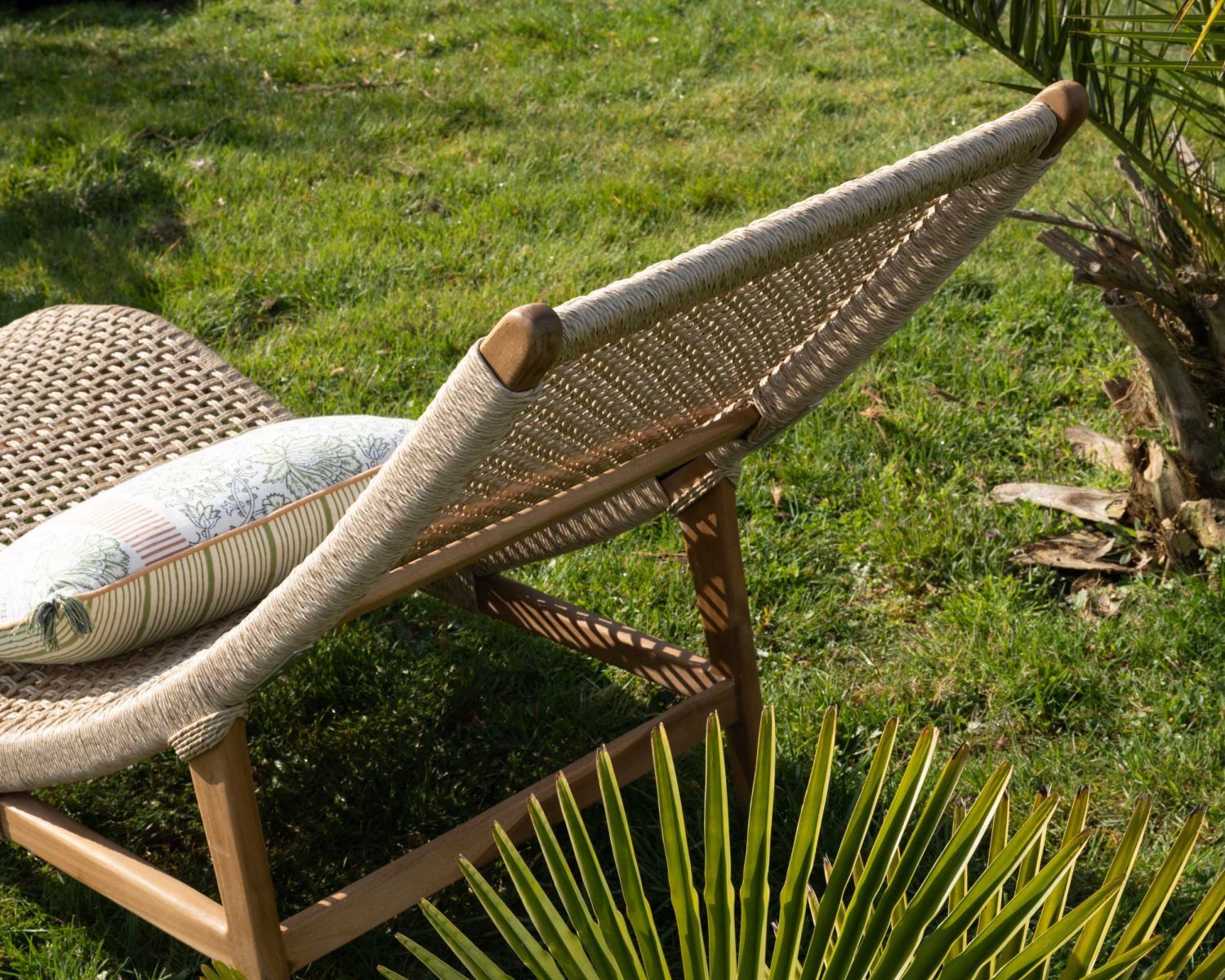 Bain de soleil 1 place en teck "Alizé" avec assise tressée