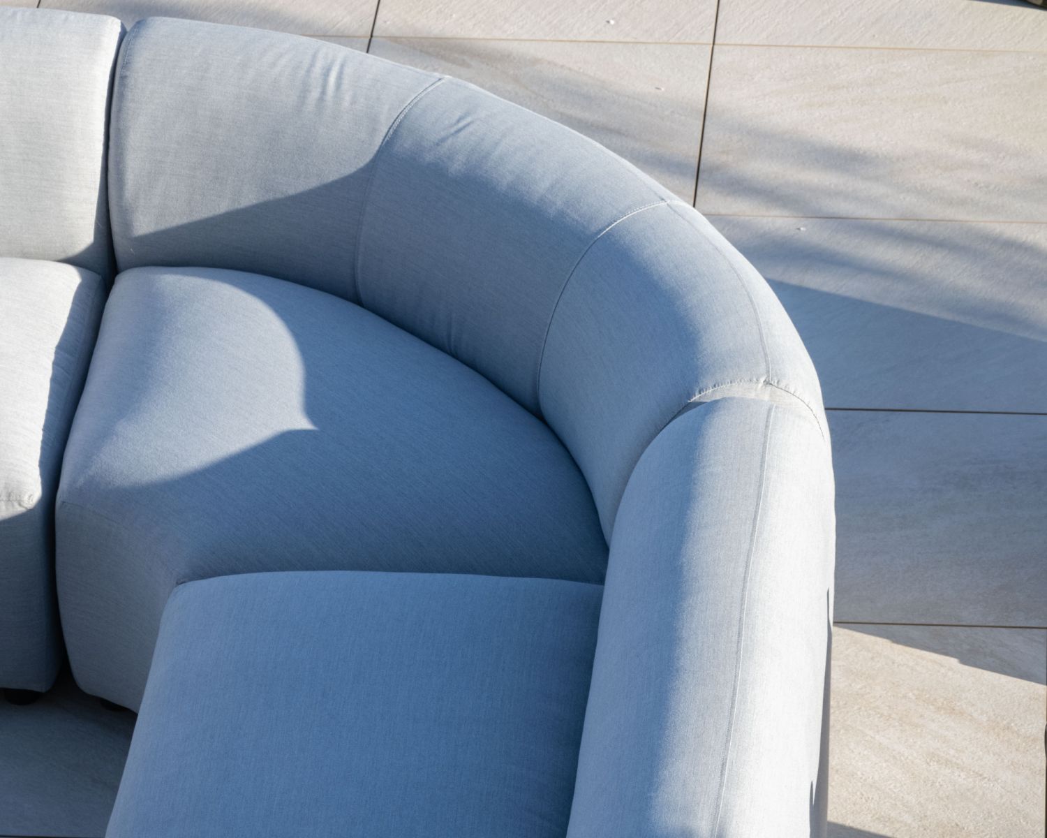 Canapé panoramique modulaire spécial extérieur en tissu gris clair "Kacang"