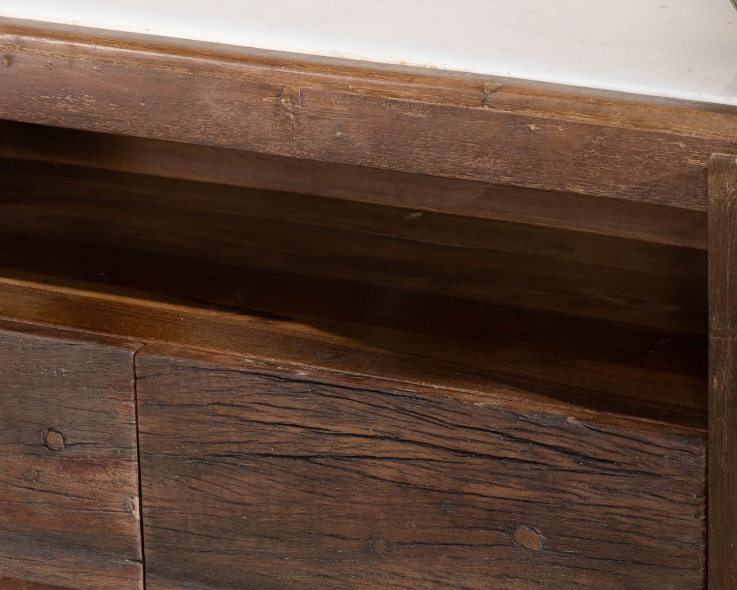 Meuble TV 180 cm en bois recyclé et plateau marbre blanc "Mood"