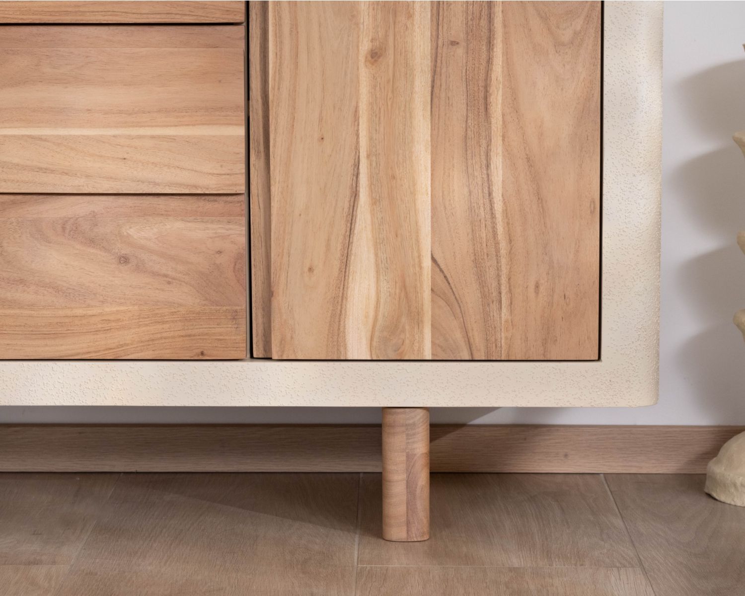 Buffet 170 cm esprit organique aspect béton sablé "Miona"