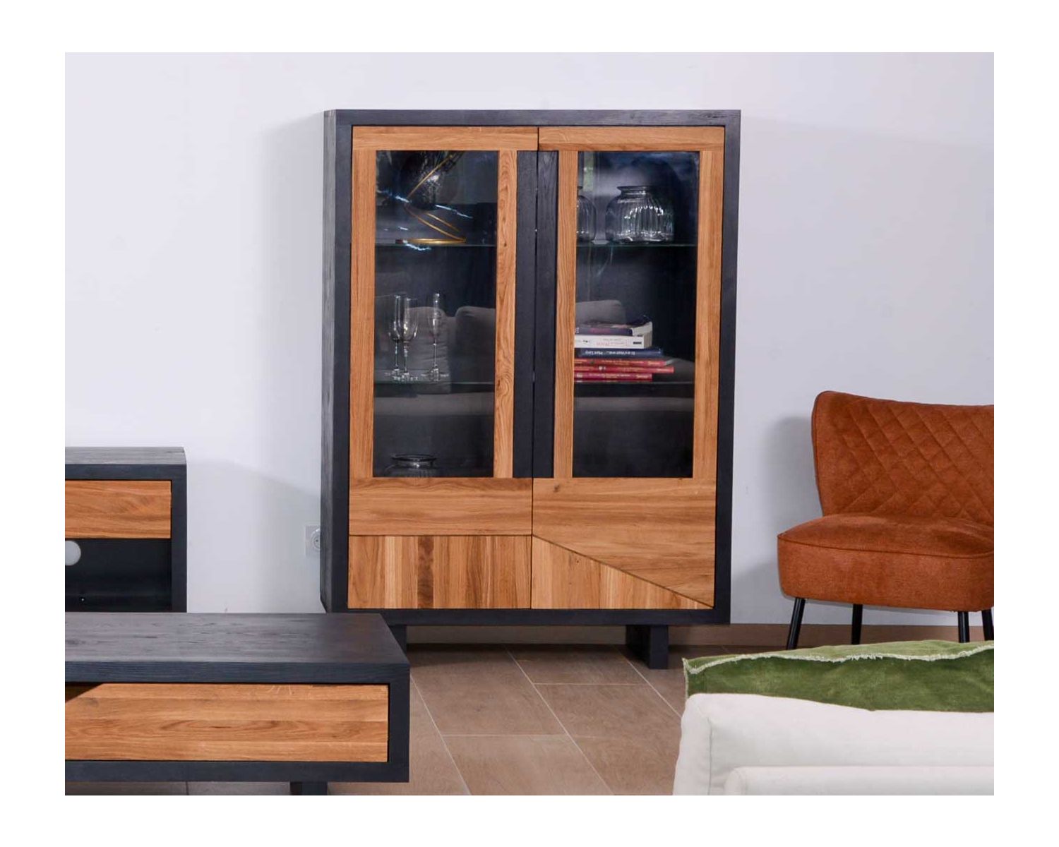 Vitrine contemporaine Casita 2 portes verre et bois massif "Flix" 