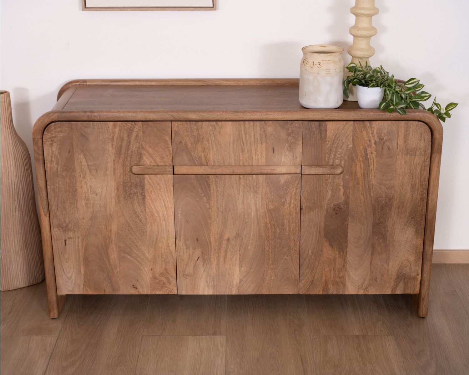Buffet style néo-vintage 3 portes en manguier massif "Spelano" 140 cm