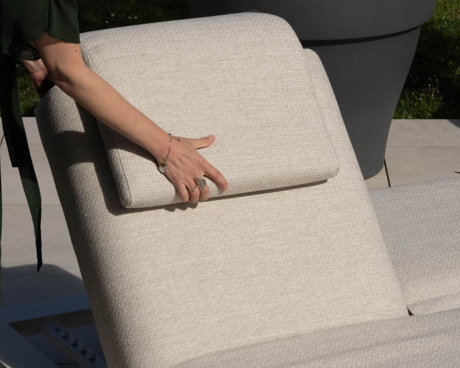 Têtière en tissu écru pour bain de soleil "Nusa Pedina"