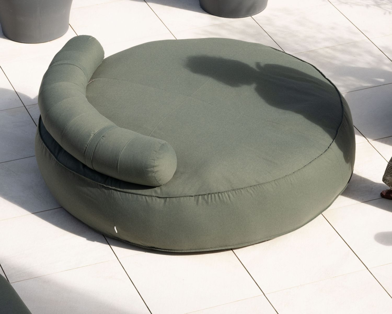 Bain de soleil XXL ultra-moelleux "Saint Tropez" en tissu spécial extérieur vert kaki